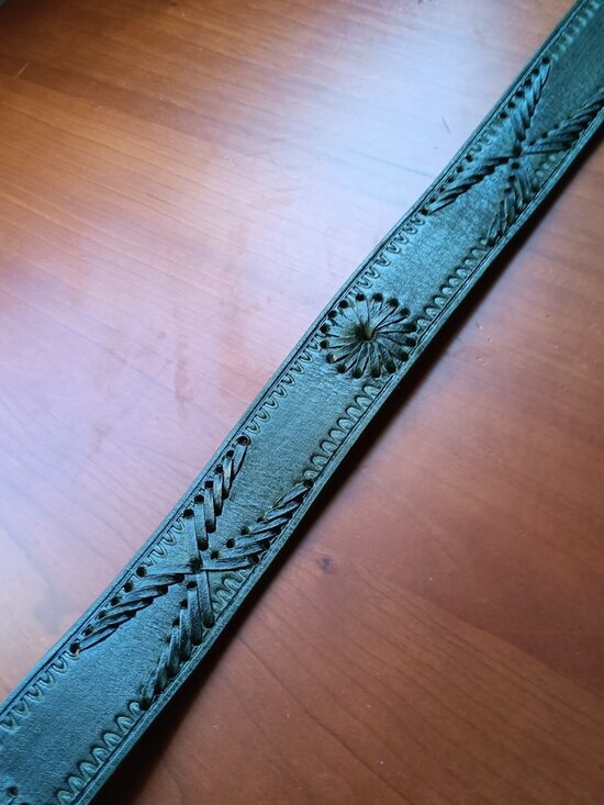 Pre-Loved Women\'s Green Woven Leather Belt with Hibiscus Flower Buckle 36 Inch main image 8